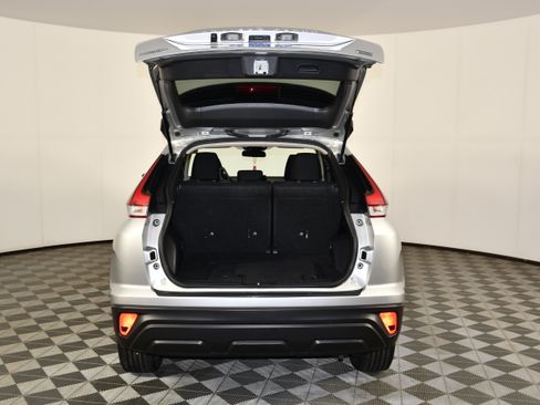 Used 2024 Mitsubishi Eclipse Cross LE AWD/4WD image 35