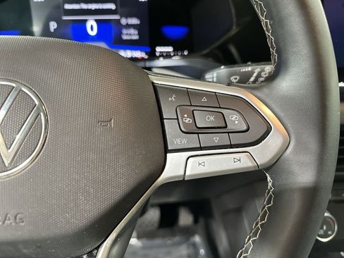 Used 2022 Volkswagen Taos SE image 30