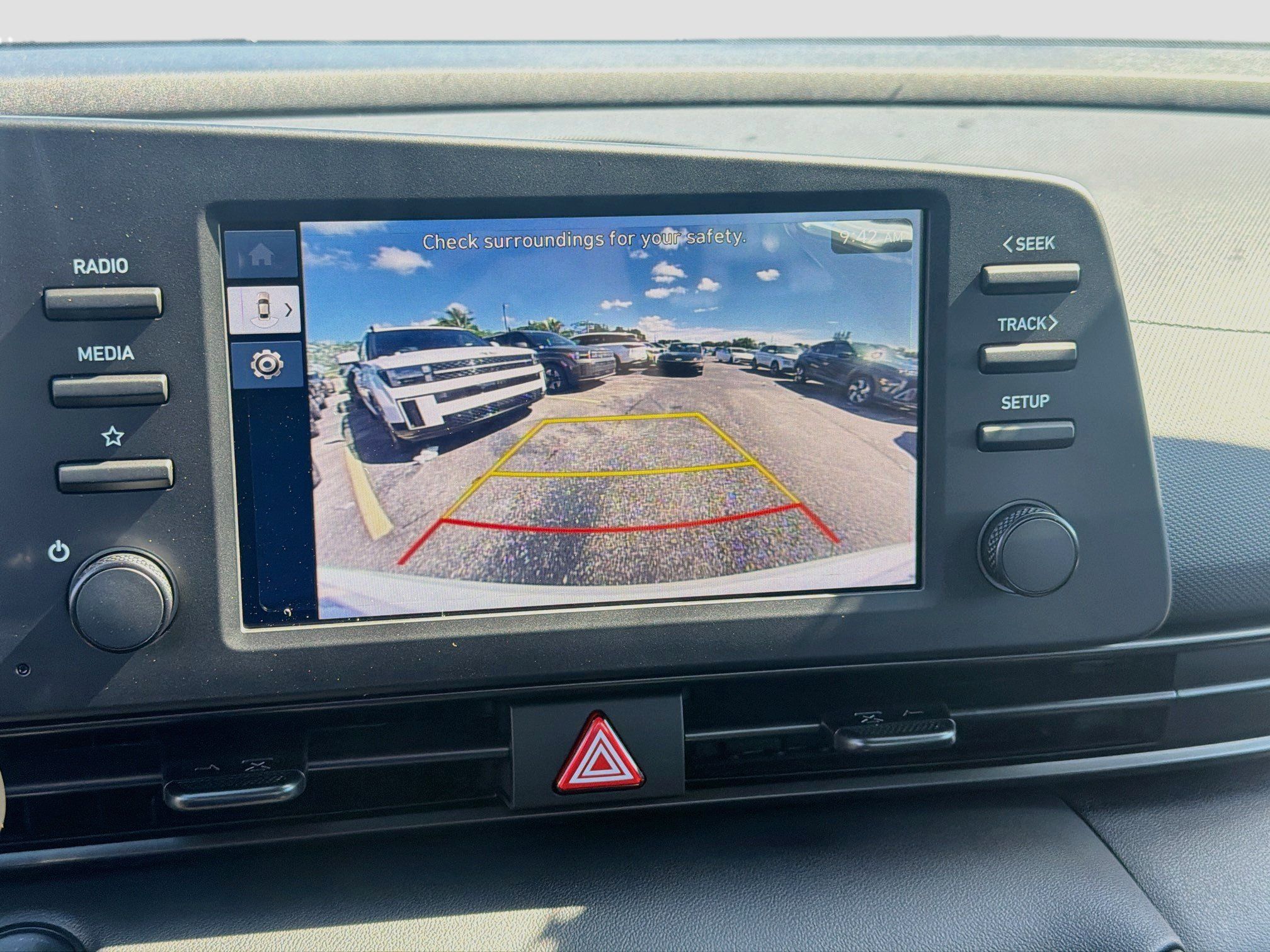 New 2026 Hyundai Elantra SEL Sport FWD image 11