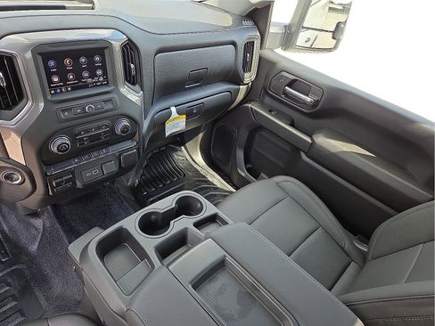 Used 2025 Chevrolet Silverado 2500 W/T w/ WT Convenience Package AWD/4WD image 12