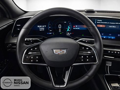 Used 2024 Cadillac Lyriq Sport RWD image 9