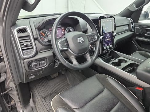 Used 2023 RAM 1500 Laramie AWD/4WD image 18