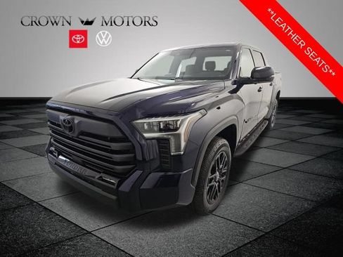 Used 2025 Toyota Tundra Limited AWD/4WD image 3