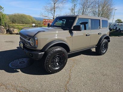 New 2026 Ford Bronco Badlands w/ Sasquatch Package