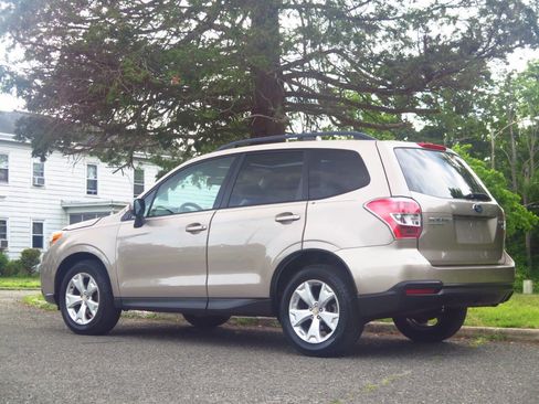 Used 2015 Subaru Forester 2.5i Premium w/ All-Weather Package AWD/4WD image 3