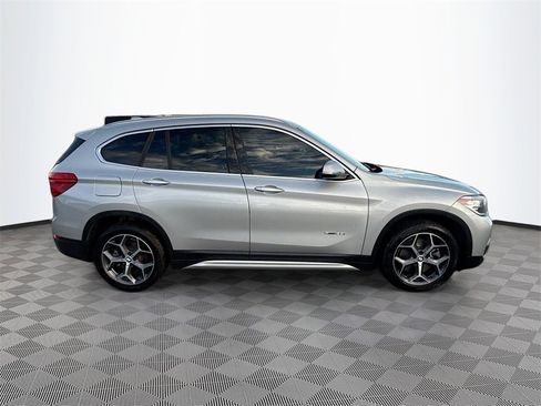 Used 2018 BMW X1 sDrive28i image 5
