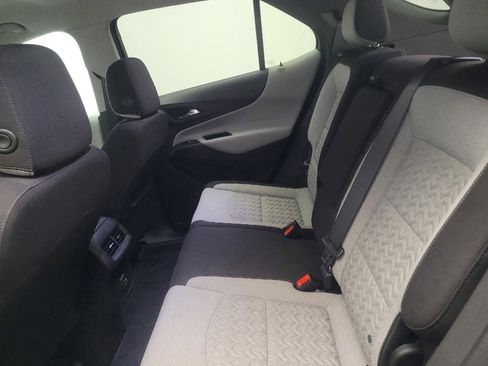 Used 2024 Chevrolet Equinox LS w/ LS Convenience Package FWD image 18