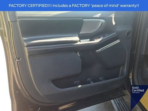 Used 2025 Ford Expedition Platinum AWD/4WD image 32