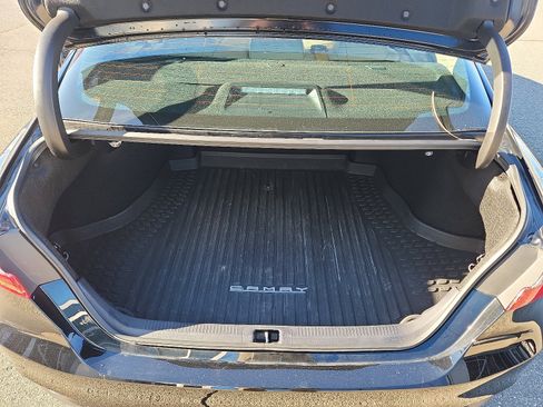 Used 2023 Toyota Camry LE image 27