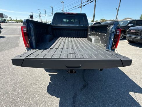 New 2026 GMC Sierra 3500 Denali w/ Denali Reserve Package AWD/4WD image 28