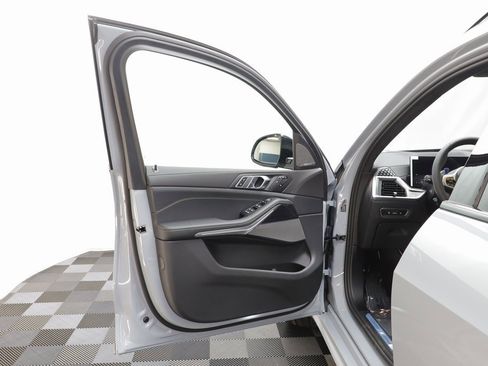 New 2026 BMW X7 xDrive40i w/ M Sport Package image 5