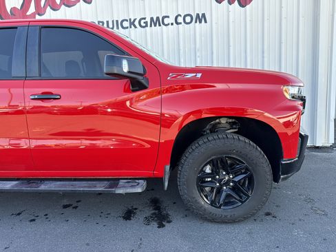 Used 2021 Chevrolet Silverado 1500 LT Trail Boss w/ Convenience Package II image 30