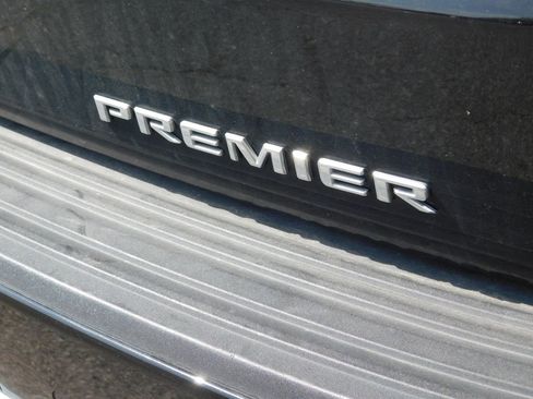 Used 2023 Chevrolet Suburban Premier w/ Advanced Technology Package image 11