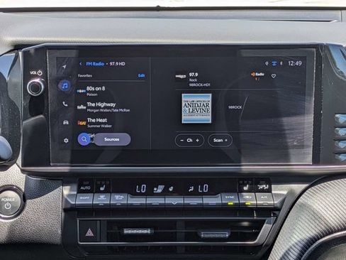 Used 2025 Toyota Camry SE w/ Multimedia Upgrade Package FWD image 18