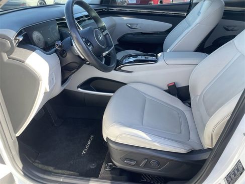 Used 2022 Hyundai Tucson Limited image 9