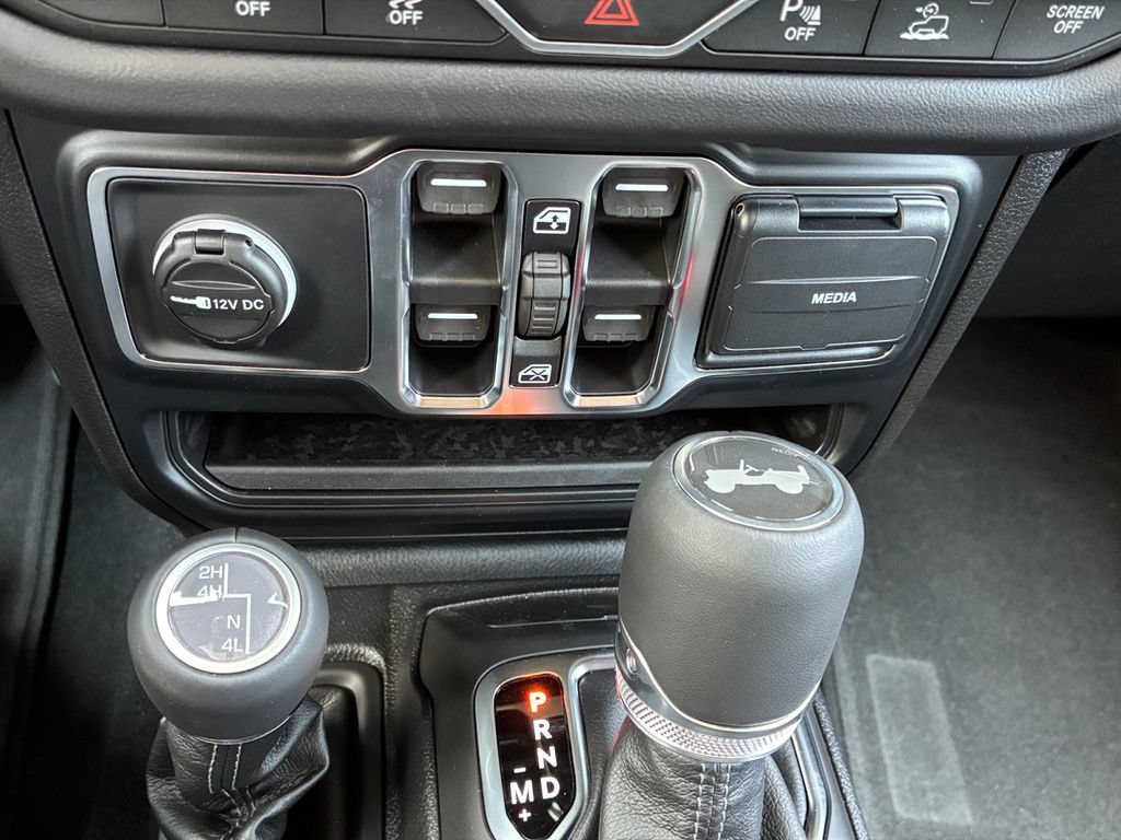 New 2026 Jeep Wrangler Unlimited Sahara AWD/4WD image 10