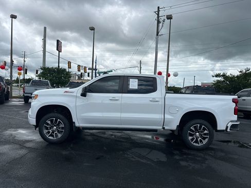 Used 2024 Chevrolet Silverado 1500 RST AWD/4WD image 4