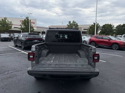 Used 2020 Jeep Gladiator Sport w/ Quick Order Package 24S AWD/4WD image 23