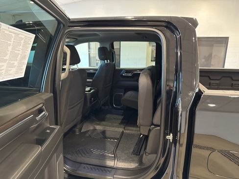 Used 2023 Chevrolet Silverado 1500 RST image 18