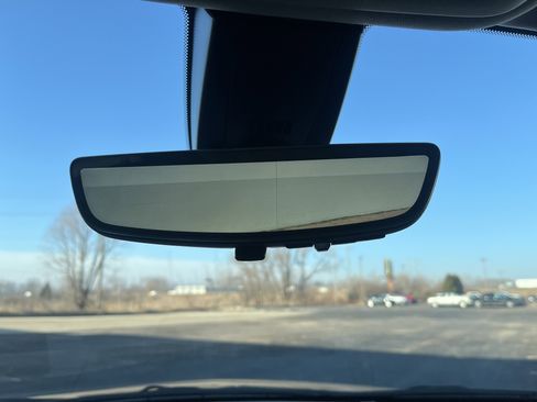 Used 2024 Cadillac XT6 Premium Luxury w/ Technology Package image 38