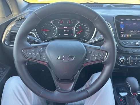 Used 2023 Chevrolet Equinox RS image 16