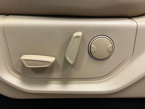 Used 2021 Ford F250 Lariat w/ Lariat Ultimate Package image 22