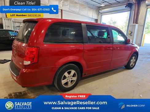 Used 2013 Dodge Grand Caravan SXT FWD image 4