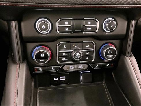 Used 2024 Chevrolet Tahoe RST image 29