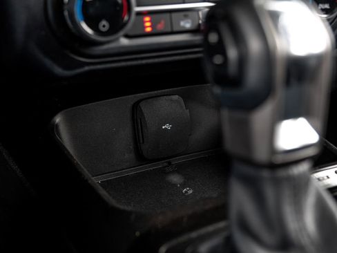 Used 2023 Ford Bronco Big Bend image 39