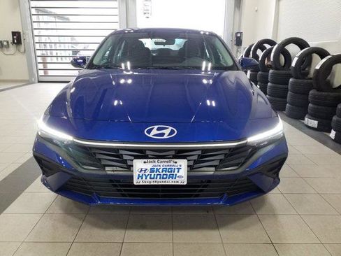 New 2026 Hyundai Elantra Blue image 19