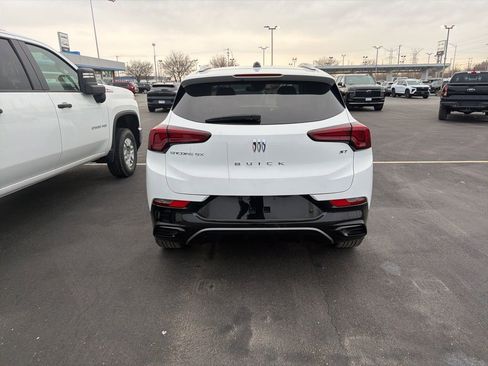 Used 2024 Buick Encore GX Sport Touring w/ Comfort Package image 5