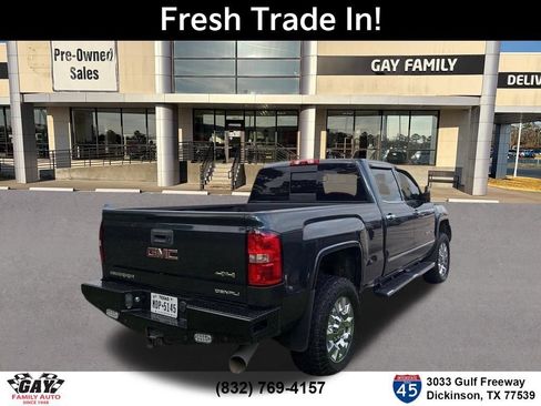 Used 2019 GMC Sierra 2500 Denali w/ Duramax Plus Package AWD/4WD image 9
