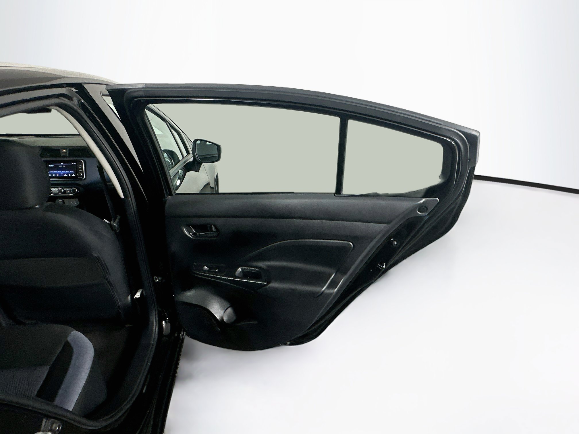 Used 2025 Nissan Versa SV FWD image 28