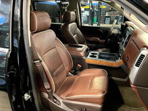 Used 2016 Chevrolet Silverado 1500 High Country AWD/4WD image 11