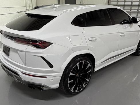 Used 2020 Lamborghini Urus AWD/4WD image 15