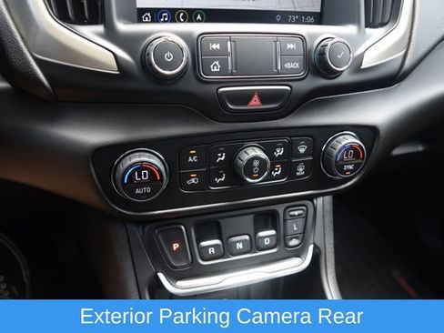 Used 2020 GMC Terrain Denali w/ Denali Premium Package AWD/4WD image 11
