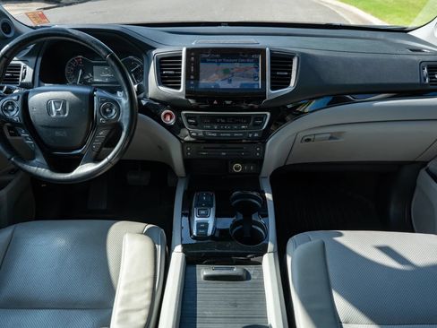 Used 2017 Honda Pilot Elite image 20