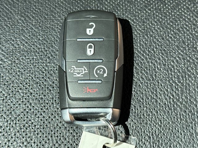 Used 2026 RAM 2500 Laramie AWD/4WD image 23