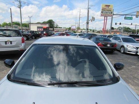 Used 2020 Chrysler 300 Touring w/ Sport Appearance Package RWD image 11