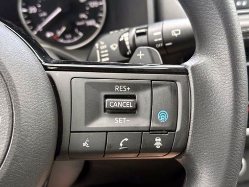 Certified 2022 Nissan Rogue SV AWD/4WD image 21