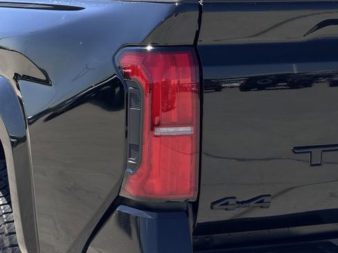 Used 2024 Toyota Tacoma SR5 image 9