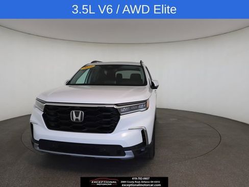 Used 2023 Honda Pilot Elite image 1