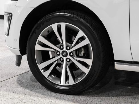 Used 2021 Ford Expedition Platinum AWD/4WD image 59