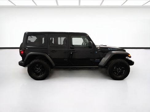 Used 2024 Jeep Wrangler Unlimited AWD/4WD image 23