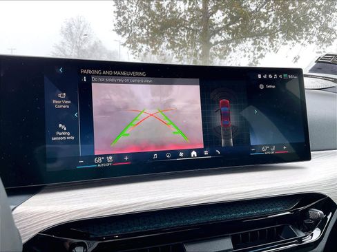 Used 2026 BMW 330i Sedan w/ M Sport Package image 22