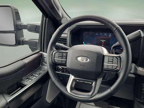 Used 2026 Ford F250 Platinum AWD/4WD image 12