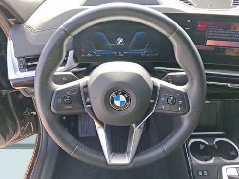 Used 2025 BMW X2 xDrive28i image 16