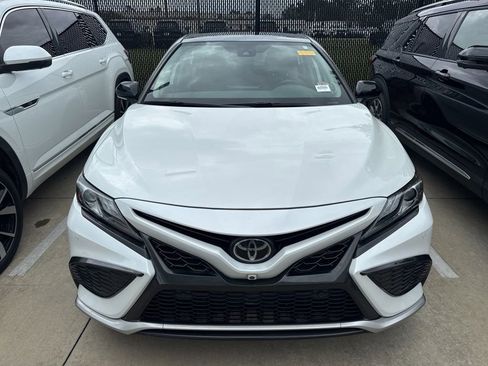 Used 2023 Toyota Camry XSE w/ Navigation Package FWD image 3