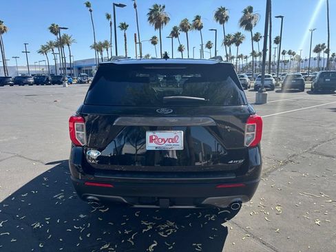 Used 2022 Ford Explorer XLT w/ Equipment Group 202A AWD/4WD image 6