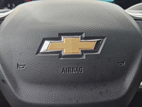 Used 2025 Chevrolet Equinox LT FWD image 27